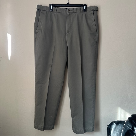 Haggar pants | Select No-Iron Cotton Pants | Dressy pants | Size 38x29 - Picture 2 of 7